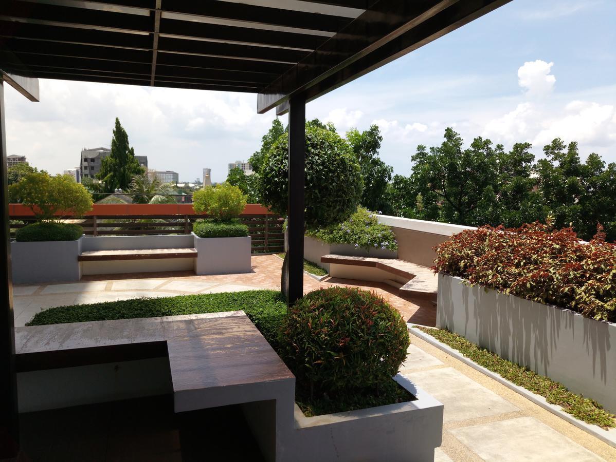 2405 Mabolo Garden Flats Apartamento Cebú Exterior foto